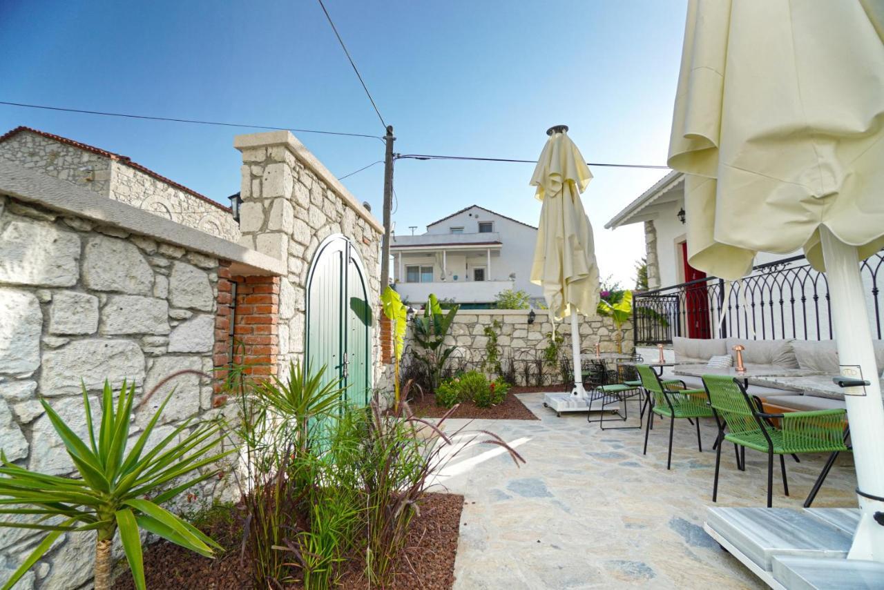 Pom Alacati Boutique Otel Чесме Екстериор снимка